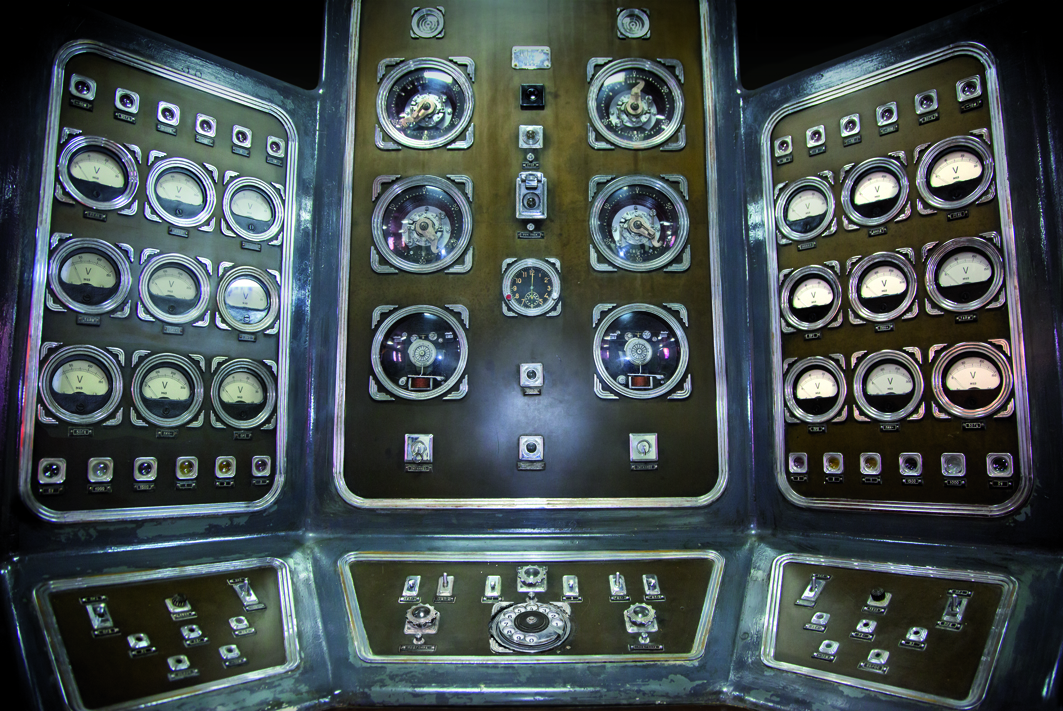 kaartjeAltar of the East Center 100x150