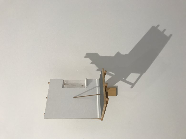 Scale model of a shadow