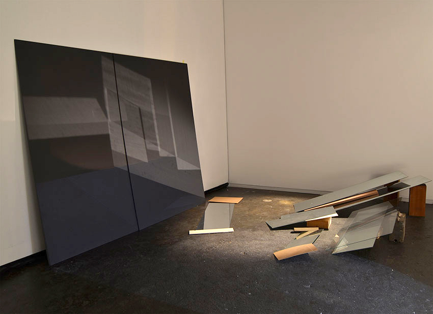 roosvanhaaften RvH light on matt reversals small 02